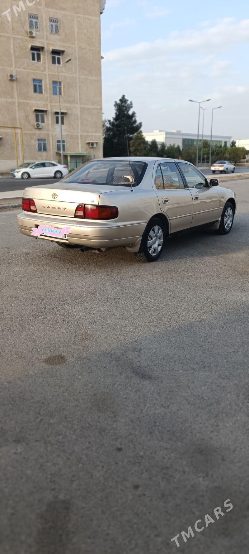 Toyota Camry 1995 - 109 000 TMT - Мары - img 1