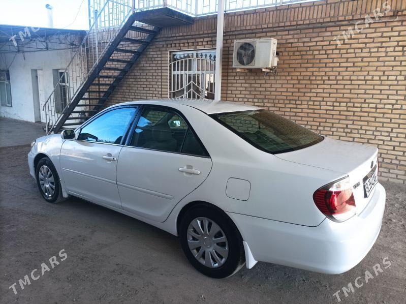 Toyota Camry 2005 - 165 000 TMT - Bäherden - img 6