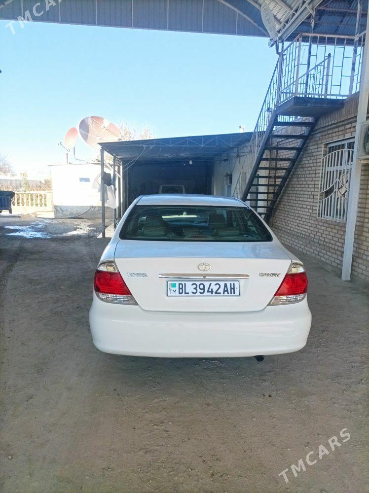 Toyota Camry 2005 - 165 000 TMT - Bäherden - img 8
