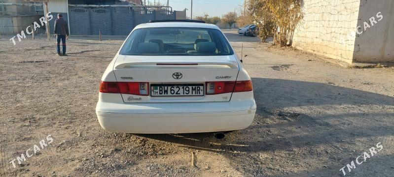 Toyota Camry 2000 - 160 000 TMT - Mary - img 4