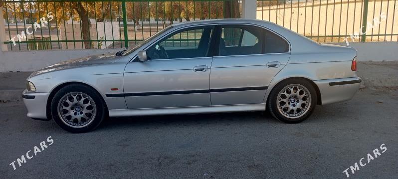 BMW E39 2002 - 135 000 TMT - Хитровка - img 2