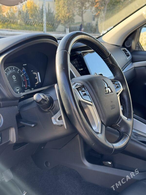 Mitsubishi Pajero 2020 - 410 000 TMT - Aşgabat - img 5