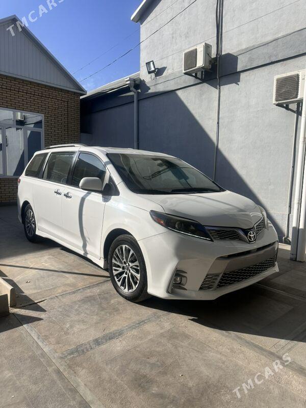 Toyota Sienna 2017 - 400 000 TMT - Мары - img 5