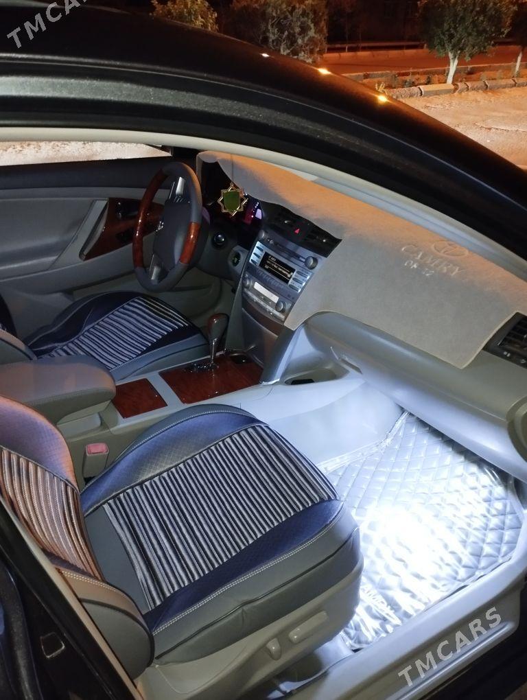 Toyota Camry 2010 - 250 000 TMT - Дашогуз - img 7