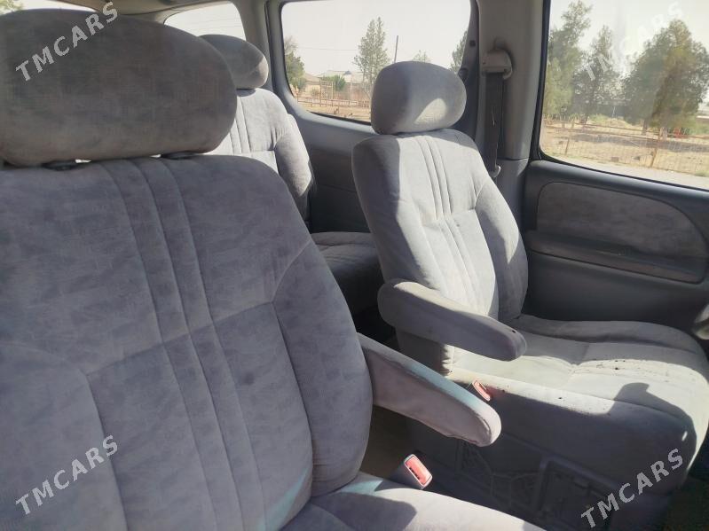 Toyota Sienna 2001 - 150 000 TMT - Тагтабазар - img 6
