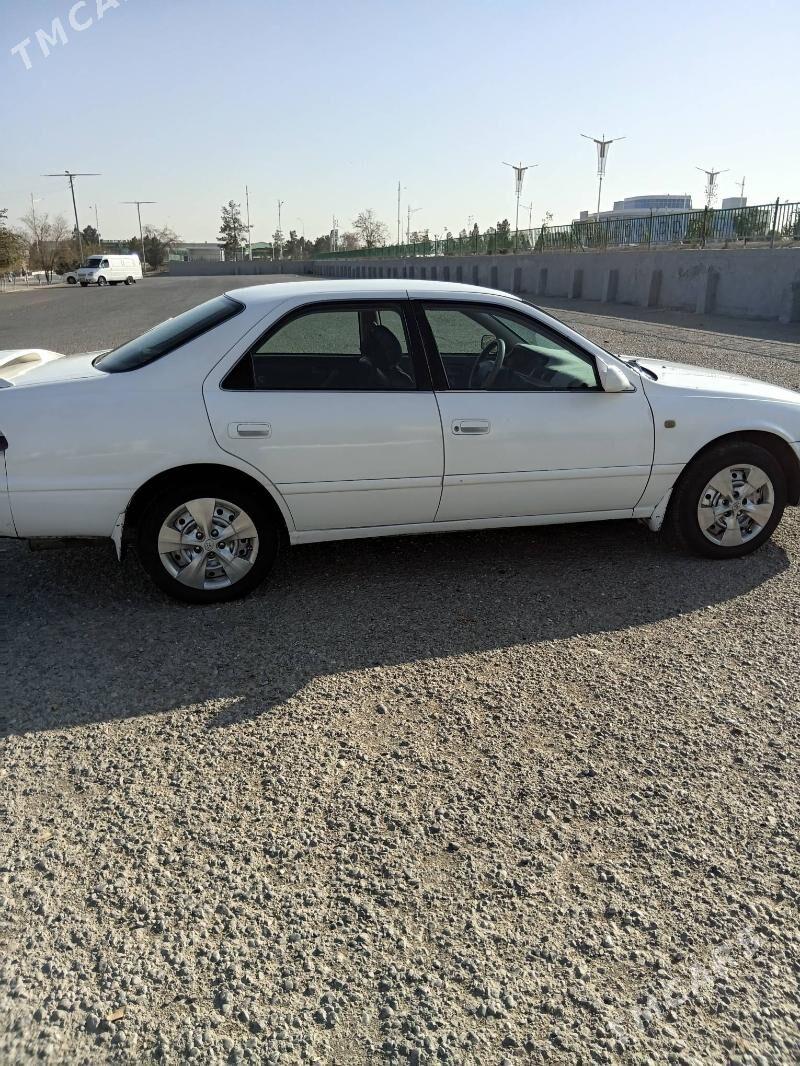 Toyota Camry 1998 - 110 000 TMT - Мир 2 - img 2