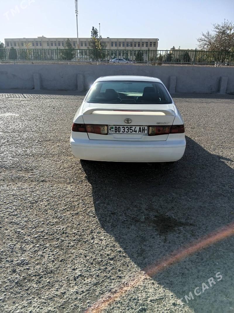 Toyota Camry 1998 - 110 000 TMT - Мир 2 - img 4