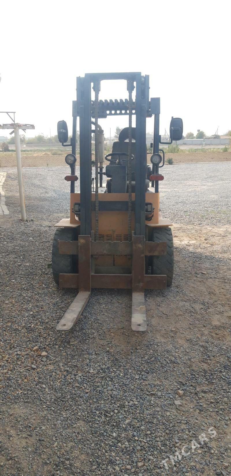 Kara Forklift 2002 - 65 000 TMT - Мары - img 5