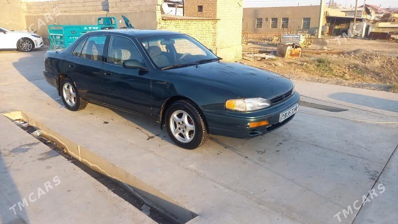Toyota Camry 1995 - 90 000 TMT - Ёлётен - img 2