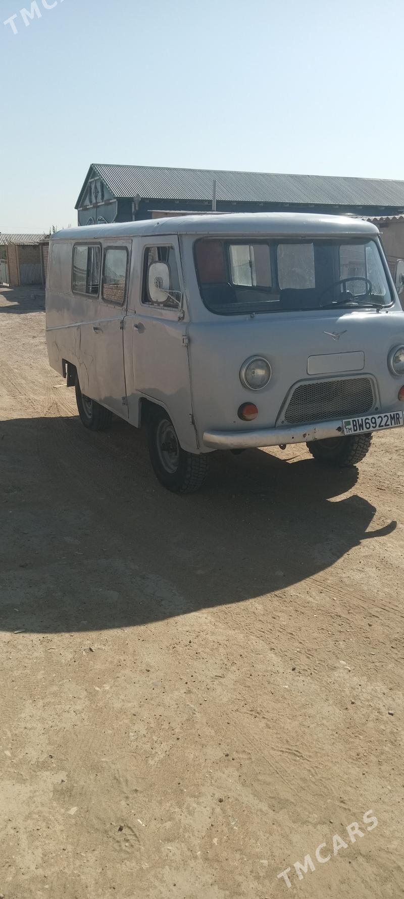 UAZ 452 1981 - 30 000 TMT - Байрамали - img 3