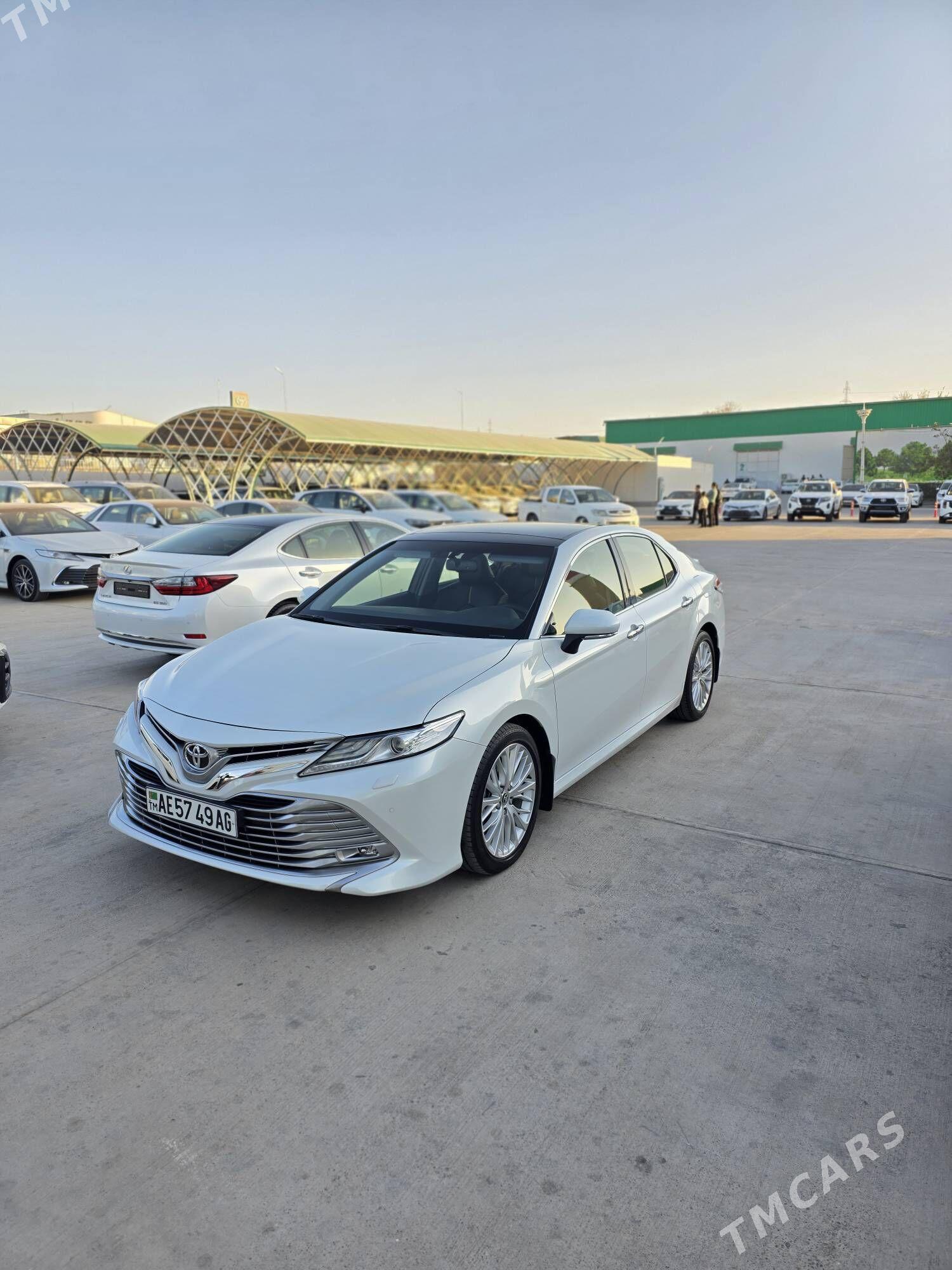 Toyota Camry 2020 - 530 000 TMT - 11 мкр - img 2
