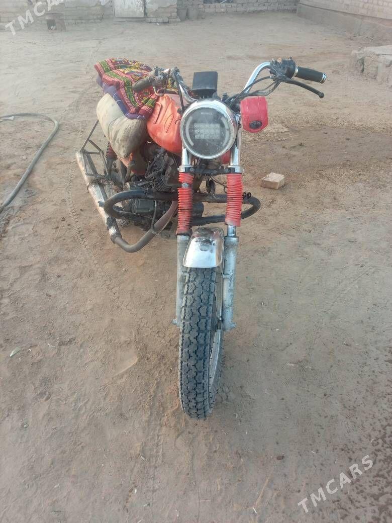 Fekon FK150-8G 2015 - 6 200 TMT - Garabekewül - img 4