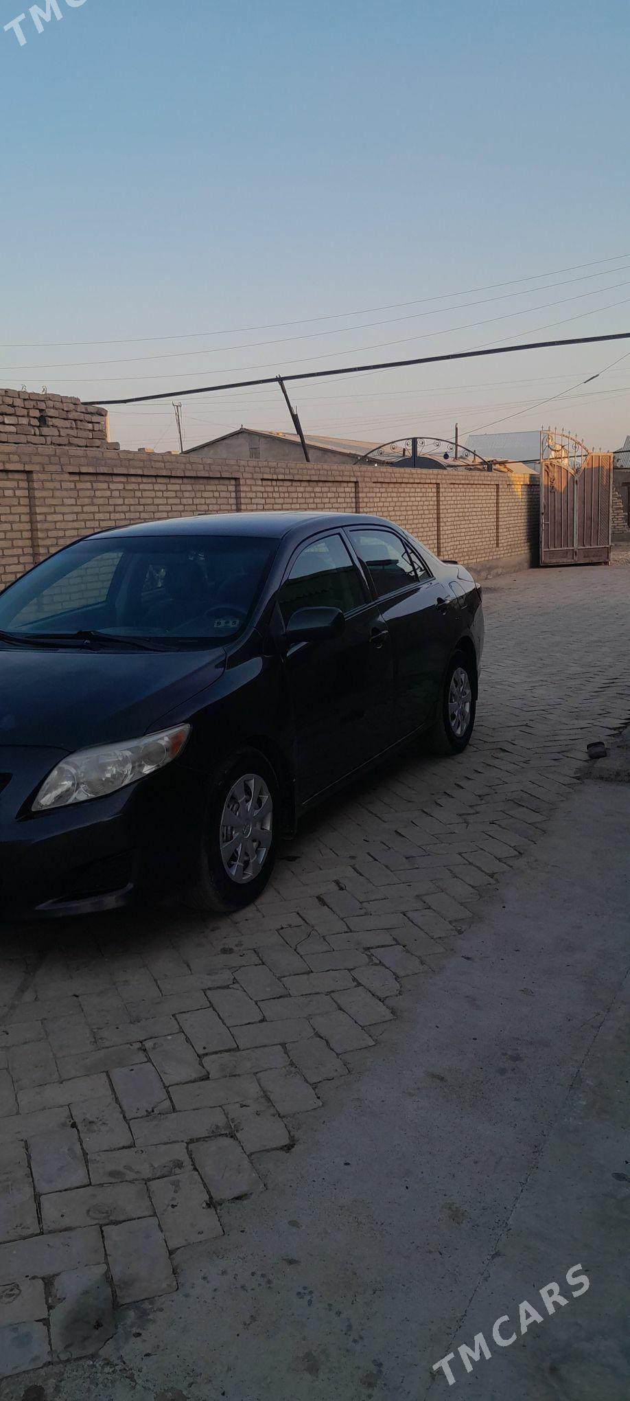 Toyota Corolla 2010 - 125 000 TMT - Baýramaly - img 2