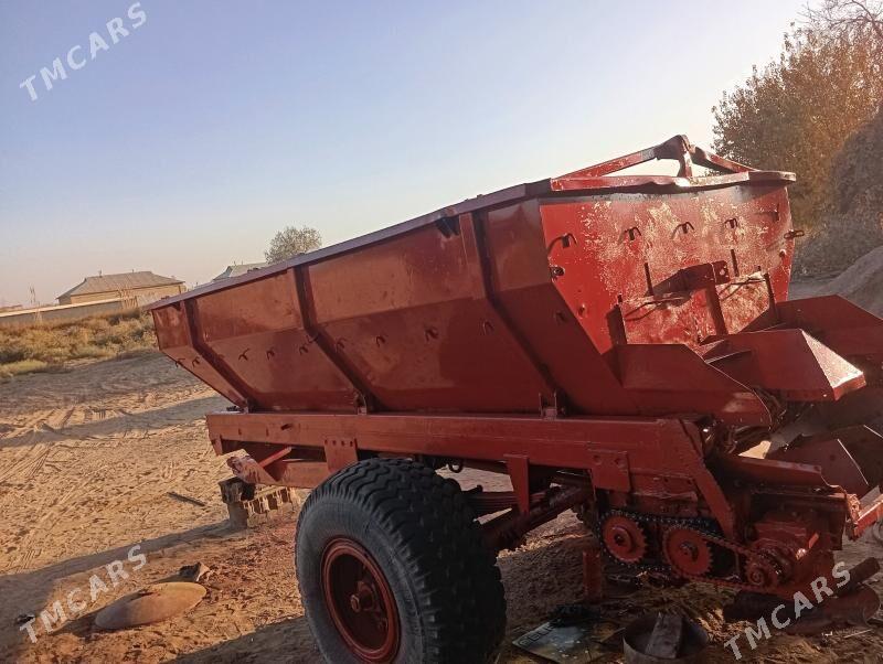 MTZ 80 2012 - 47 000 TMT - Mary - img 5