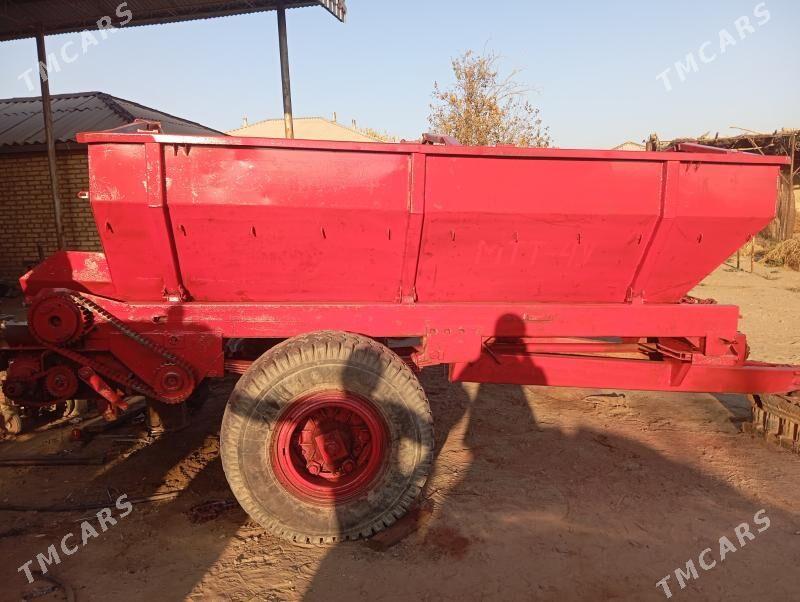 MTZ 80 2012 - 47 000 TMT - Mary - img 3