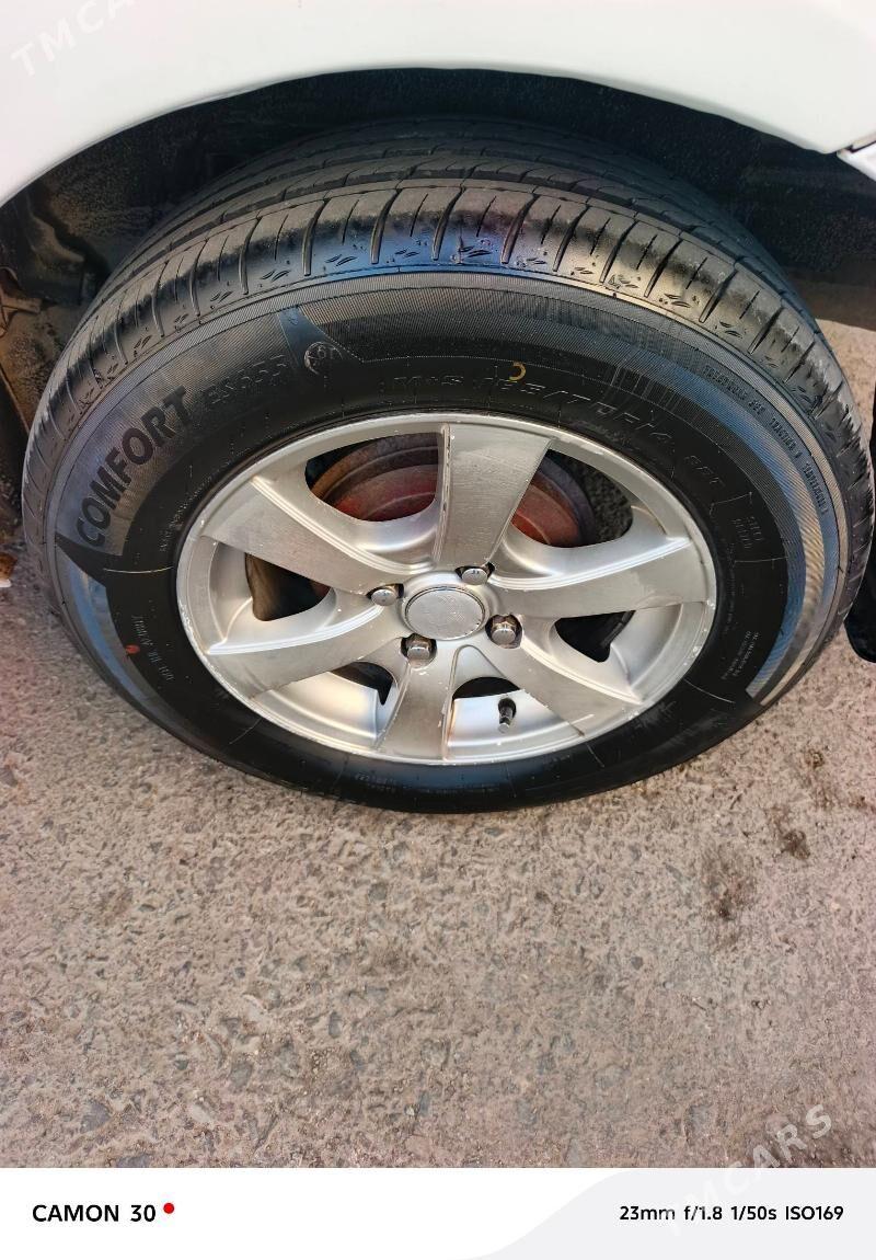 Toyota Corolla 2002 - 95 000 TMT - Türkmenbaşy - img 6