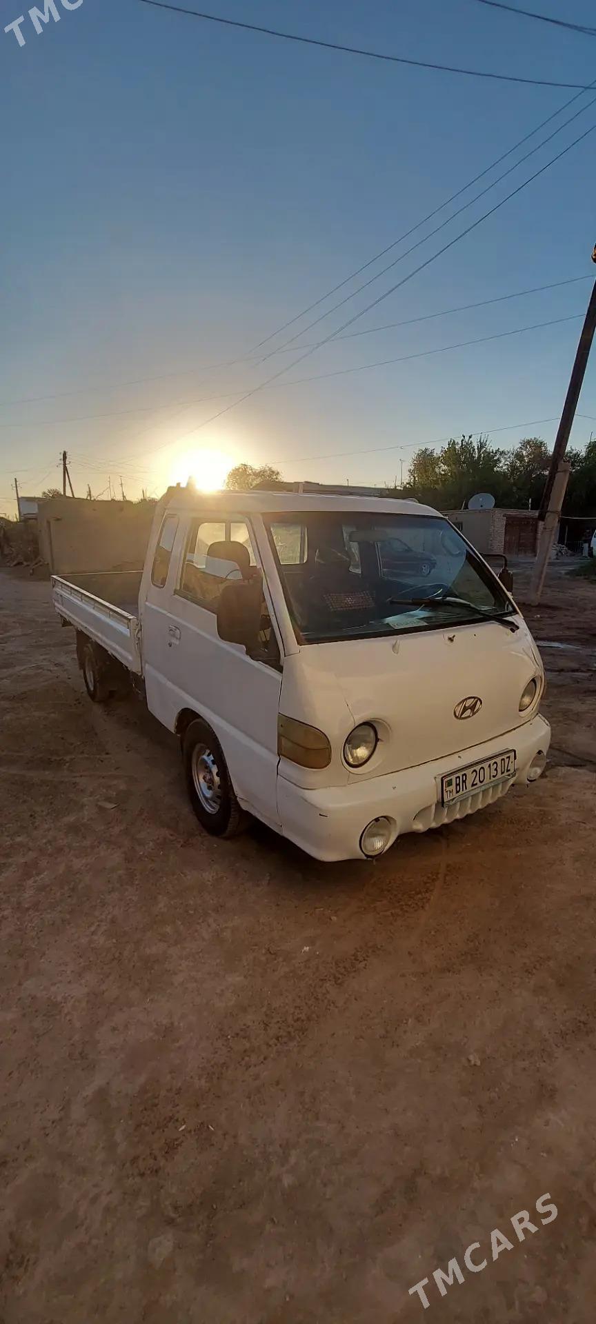 Kia Bongo 2012 - 95 000 TMT - Гурбансолтан Едже - img 4