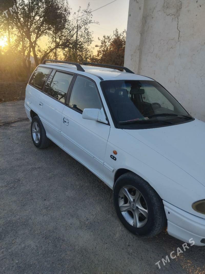 Opel Astra 1994 - 40 000 TMT - Кака - img 5