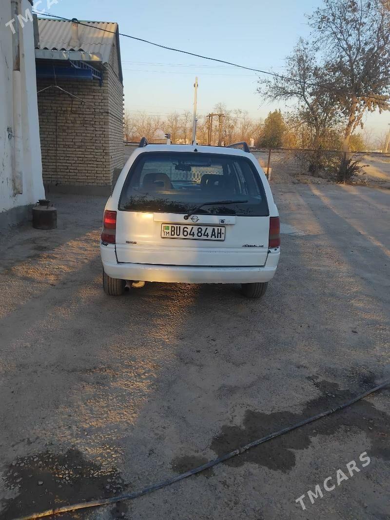Opel Astra 1994 - 40 000 TMT - Кака - img 4