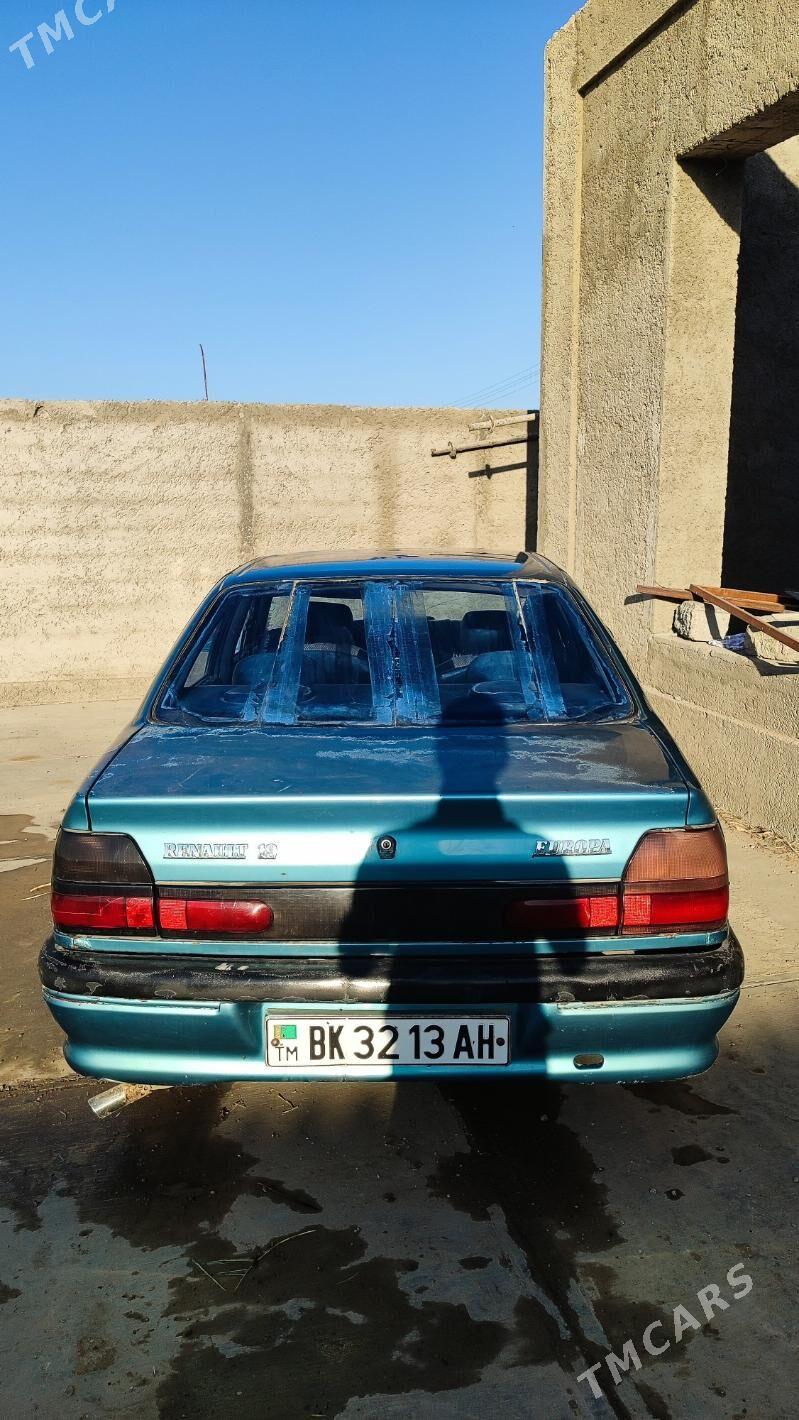 Renault Europa 19 1998 - 30 000 TMT - Ýaşlyk - img 1