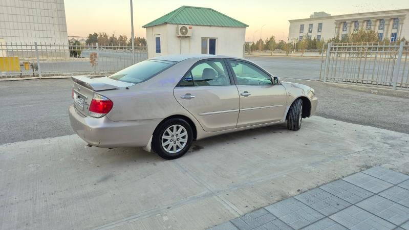 Toyota Camry 2004 - 190 000 TMT - Гёкдепе - img 4