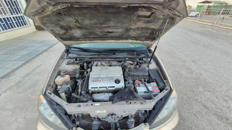Toyota Camry 2004 - 190 000 TMT - Гёкдепе - img 9