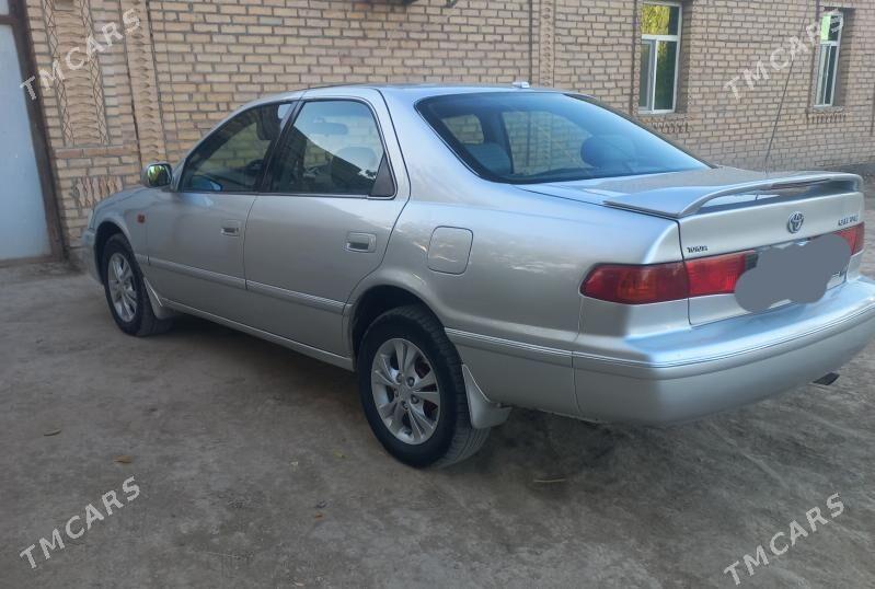 Toyota Camry 2001 - 170 000 TMT - Köneürgenç - img 4