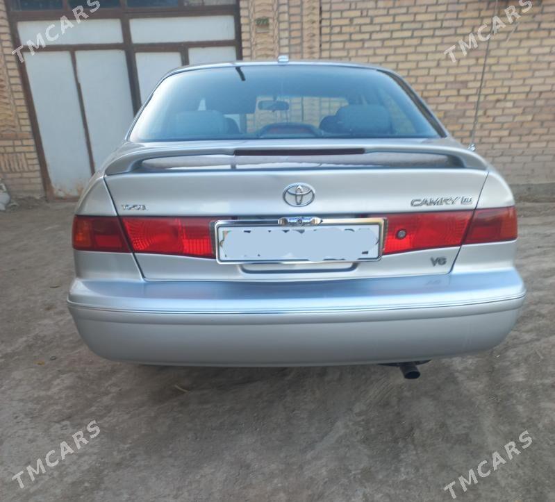 Toyota Camry 2001 - 170 000 TMT - Köneürgenç - img 7