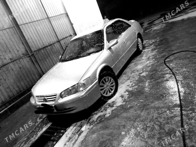 Toyota Camry 2000 - 145 000 TMT - Саят - img 3