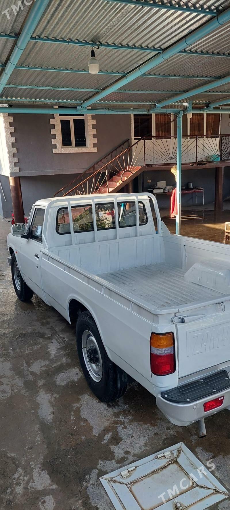 Toyota Hilux 2014 - 140 000 TMT - Ашхабад - img 5