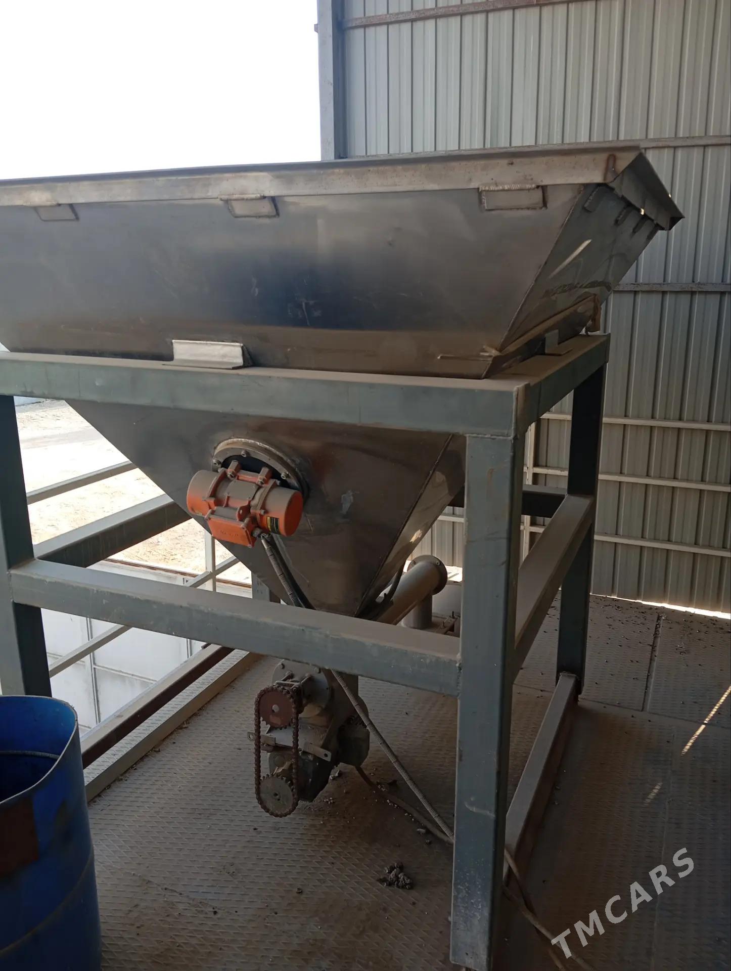 Das we hek dowyan drawilka - Herrikgala - img 1