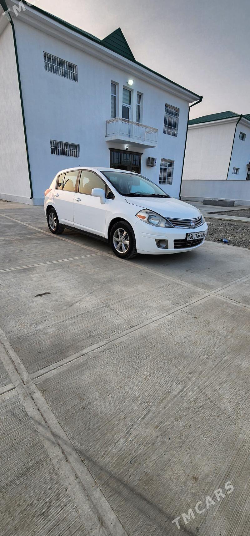 Nissan Versa 2013 - 117 000 TMT - Бахарден - img 5