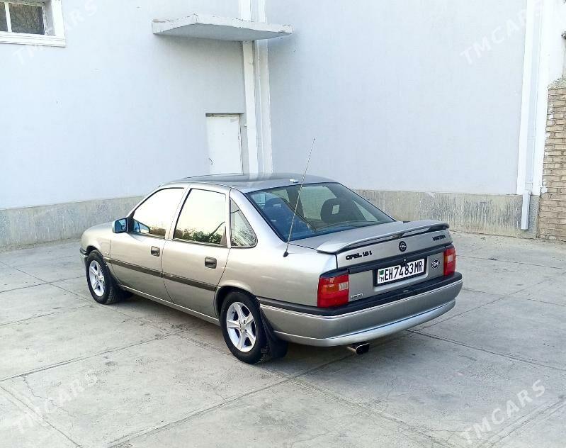 Opel Vectra 1994 - 65 000 TMT - Мары - img 4