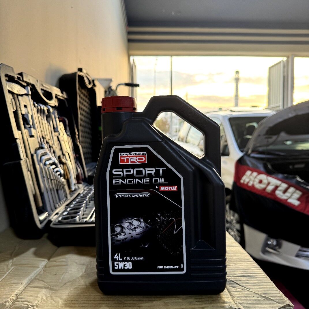 MOTUL TOYOTA TRD 4L 5w30 99 TMT - Ашхабад - img 2