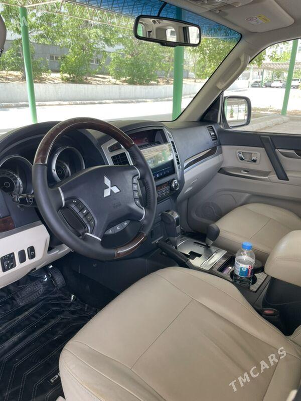 Mitsubishi Pajero 2015 - 344 000 TMT - Ашхабад - img 7