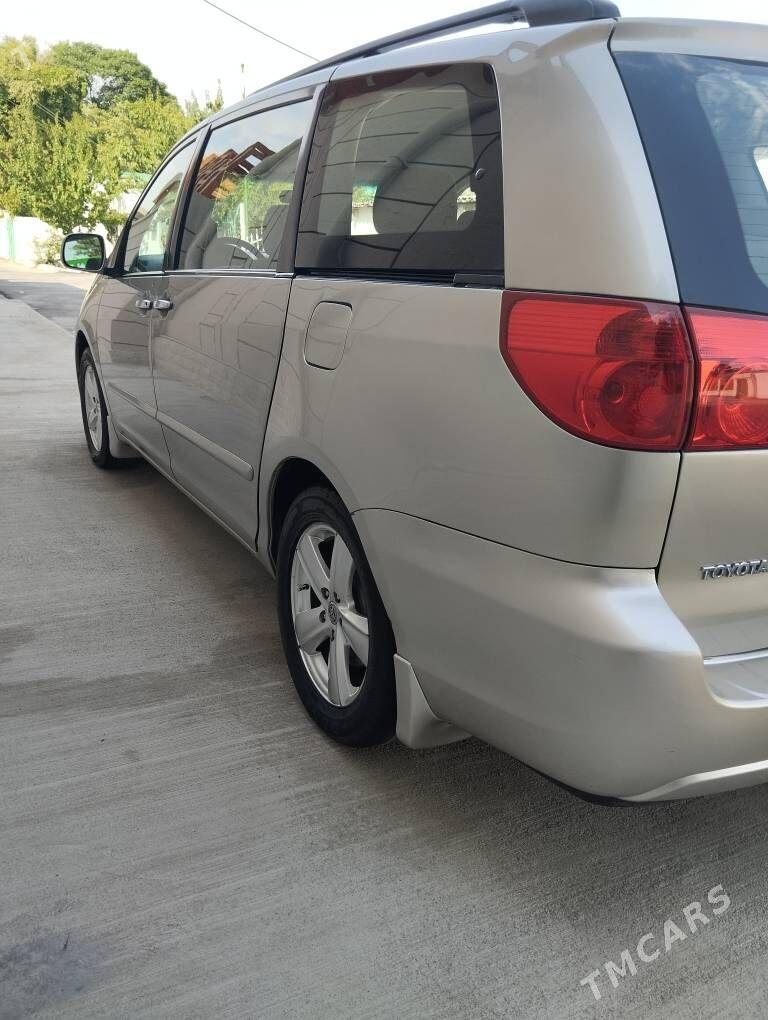 Toyota Sienna  iş gerek - Анев - img 4