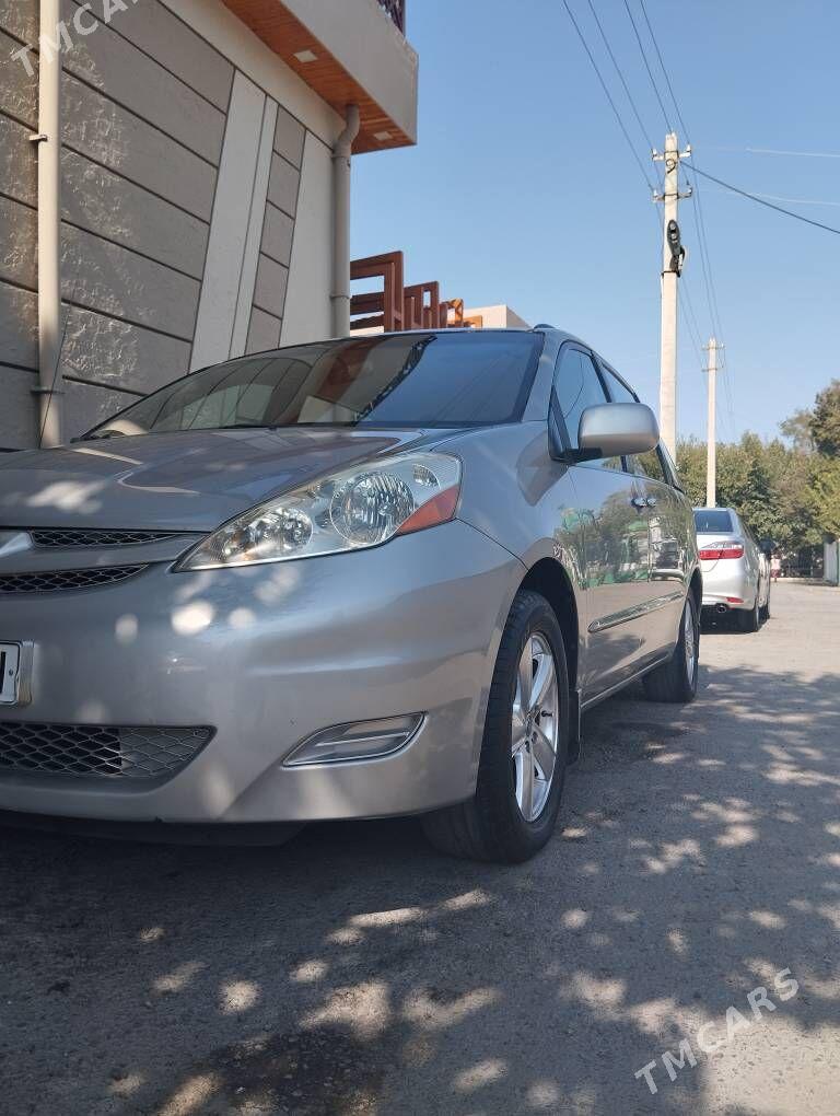 Toyota Sienna  iş gerek - Анев - img 2