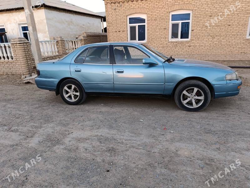 Toyota Camry 1993 - 75 000 TMT - Векильбазар - img 6