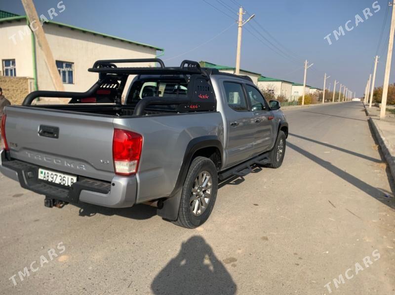Toyota Tacoma 2018 - 370 000 TMT - Гарабекевюл - img 1