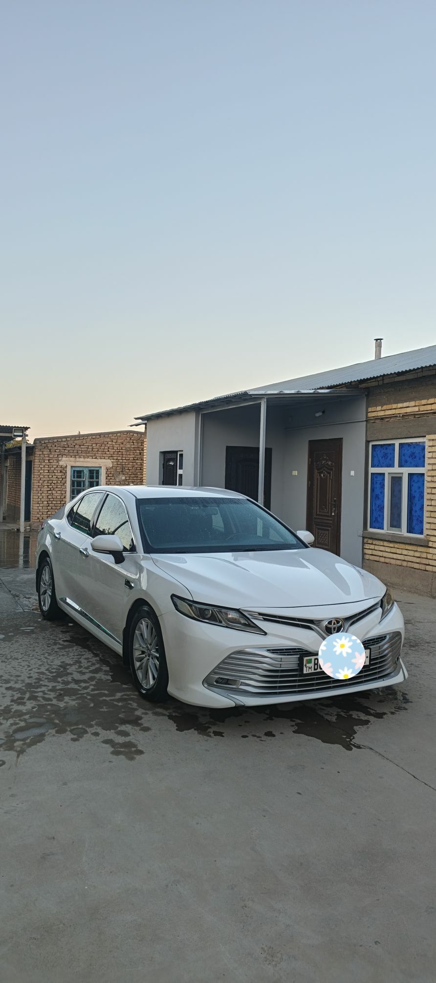 Toyota Camry 2018 - 265 000 TMT - "Altyn Asyr" Gündogar bazary (Jygyllyk) - img 2