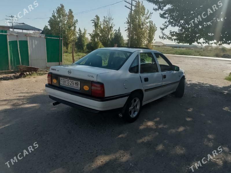 Opel Vectra 1990 - 35 000 TMT - Мары - img 3