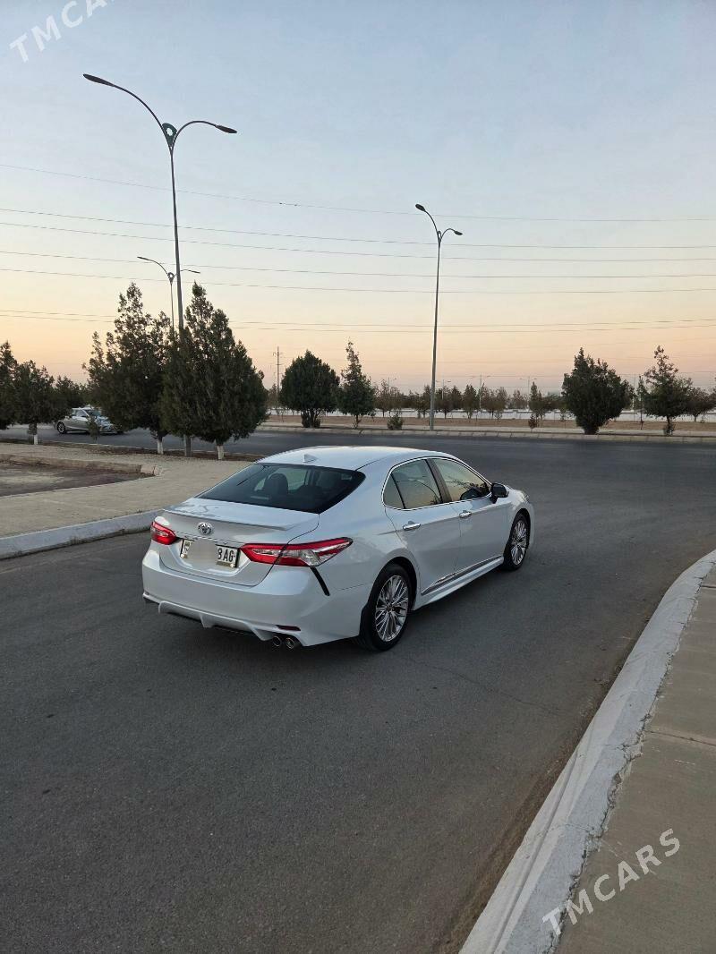 Toyota Camry 2020 - 285 000 TMT - Aşgabat - img 4