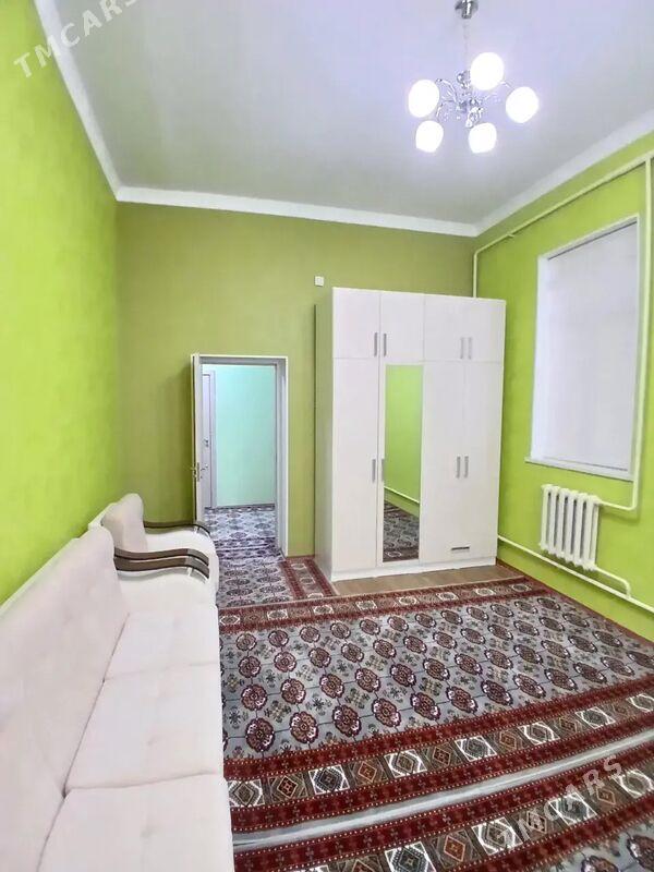 Satlyk howly - Туркменабат - img 1