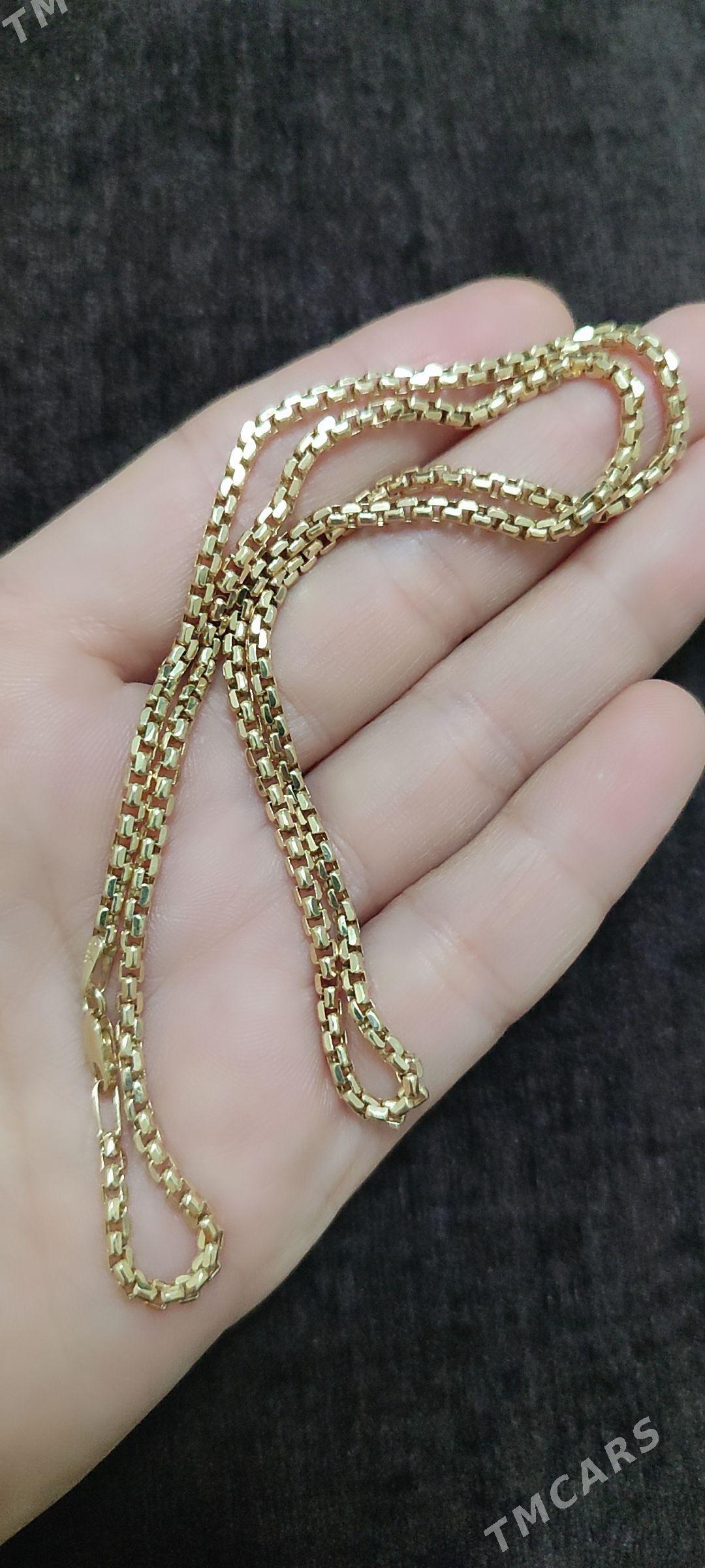 gyzyl sepocka - Parahat 2 - img 2