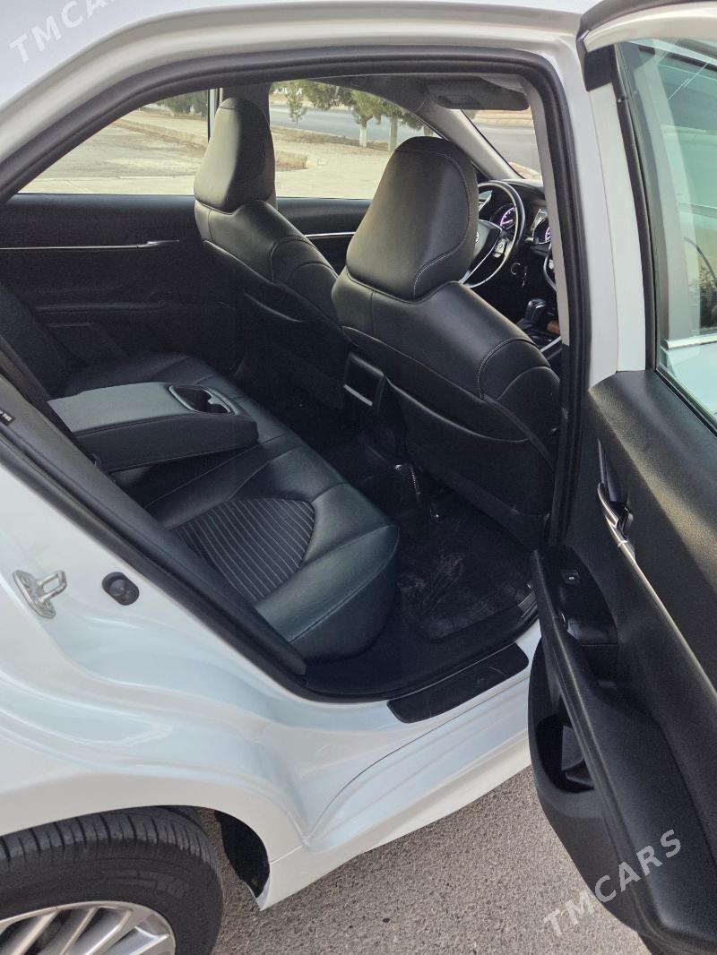 Toyota Camry 2020 - 285 000 TMT - Aşgabat - img 9