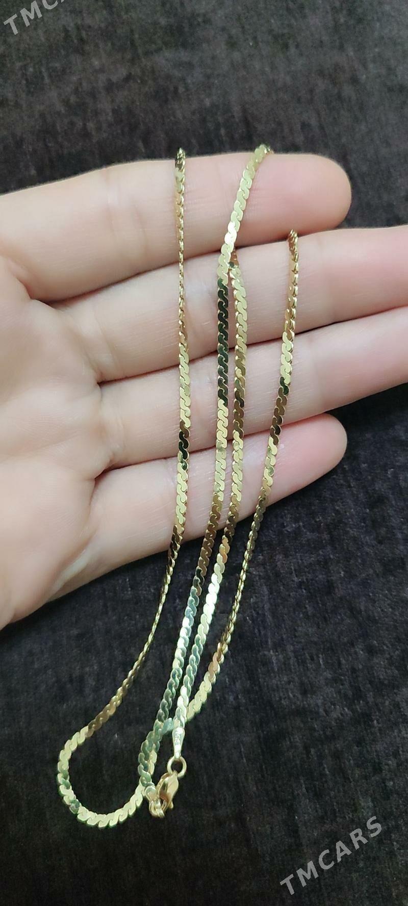 gyzyl zmeýka - Мир 2 - img 1