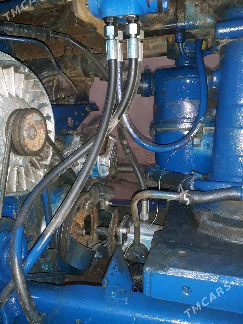MTZ T-28 1986 - 30 000 TMT - Köýtendag - img 1