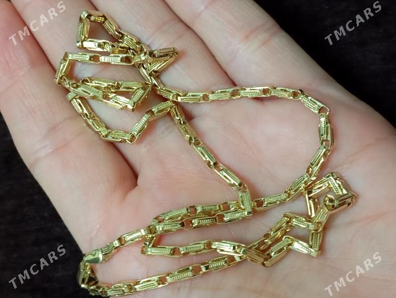 gyzyl sepocka bold - Мир 2 - img 2