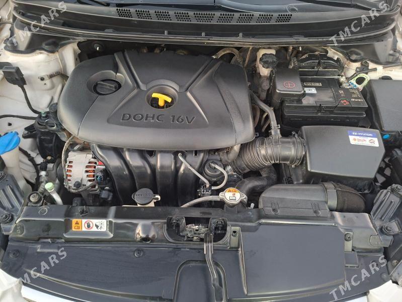 Hyundai Elantra 2014 - 175 000 TMT - Kaka - img 8