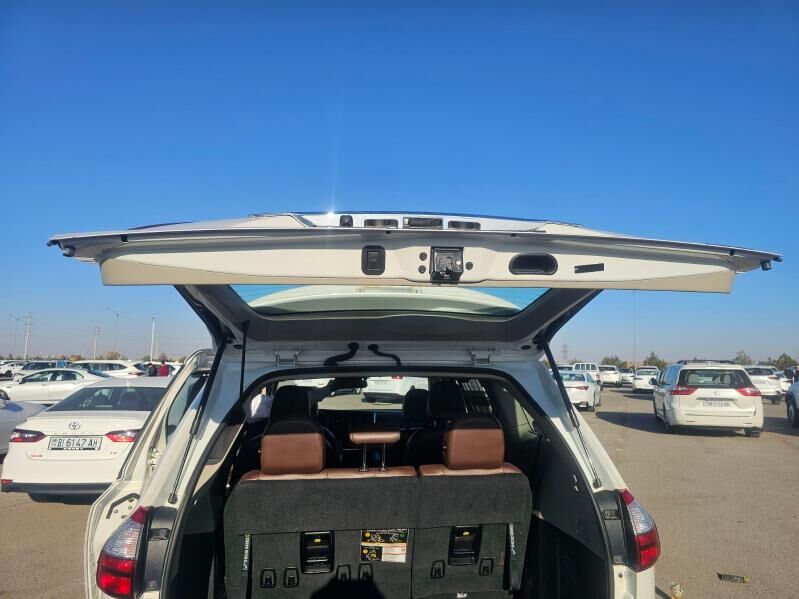 Toyota Sienna 2019 - 615 000 TMT - Aşgabat - img 5